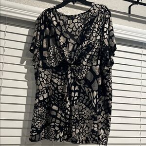 Daisy Fuentes Black, Tan, Grey and Cream Mosaic Blouse